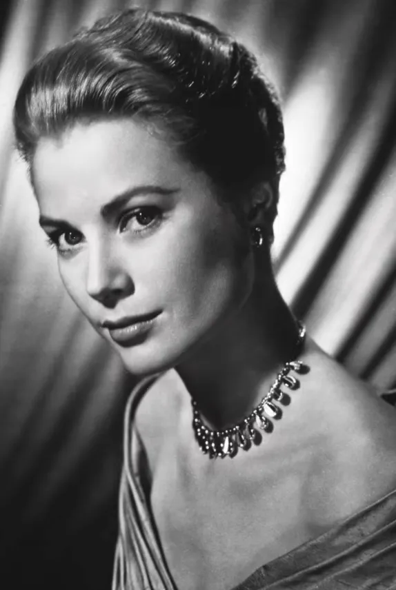 GK Du Jour: Cartier Revives a Classic Design Beloved by Grace Kelly
