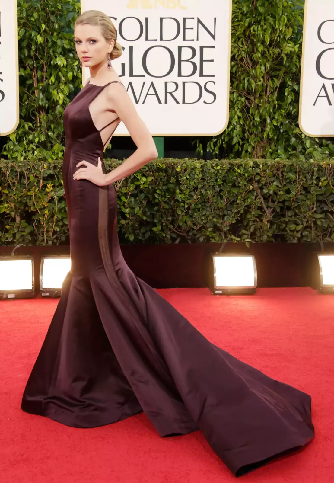 <a href="https://people.com/tag/taylor-swift/" data-inlink="true">Taylor Swift</a> arrives at the 70th Annual Golden Globe Awards held at The Beverly Hilton Hotel on January 13, 2013 in Beverly Hills, California