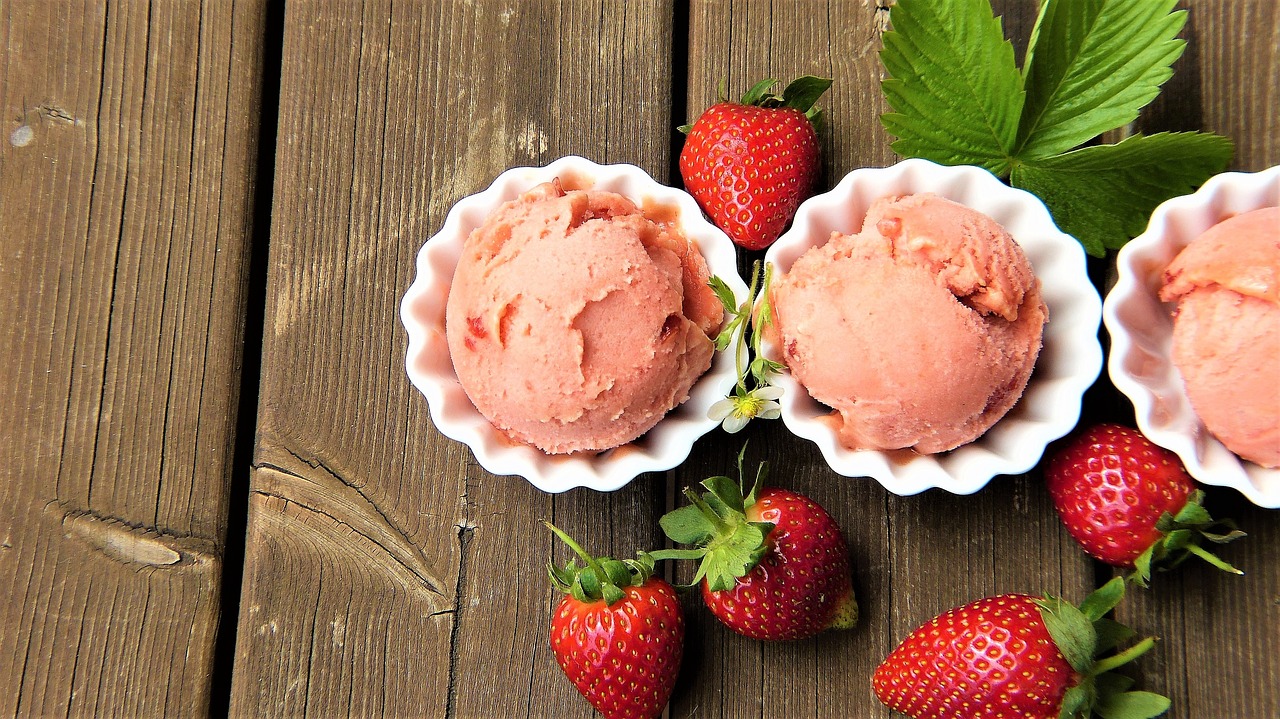strawberry ice cream, strawberries, fresh-2239377.jpg